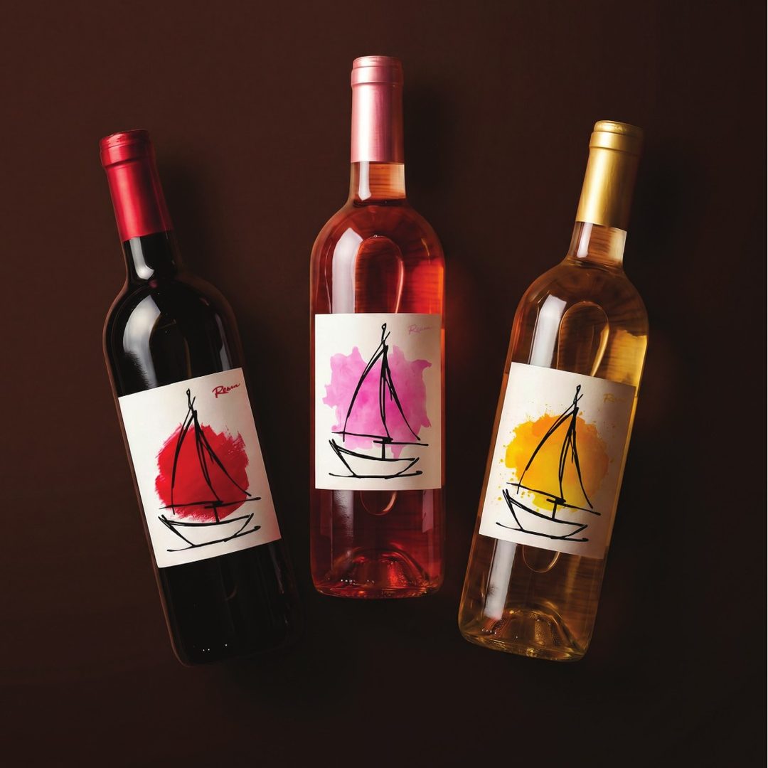 Le tre bottiglie Riva: rosso, rosé e bianco